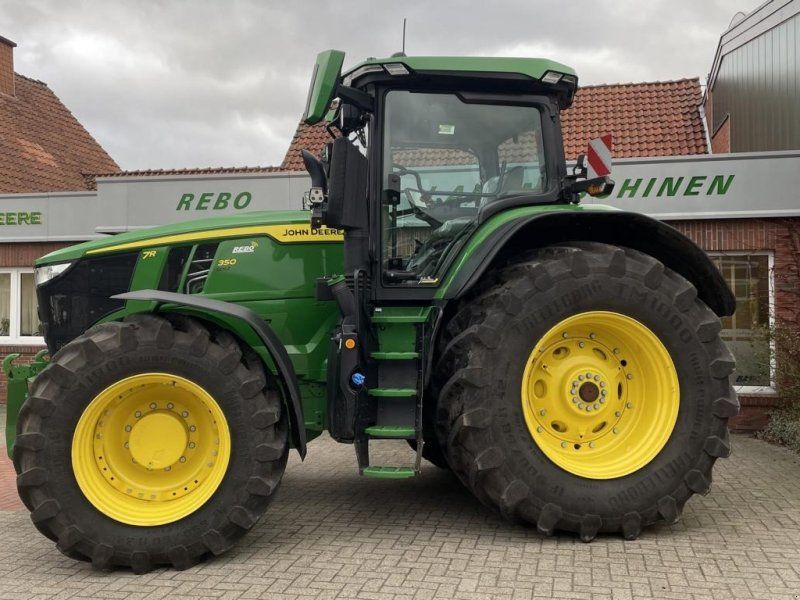 John Deere 7R350