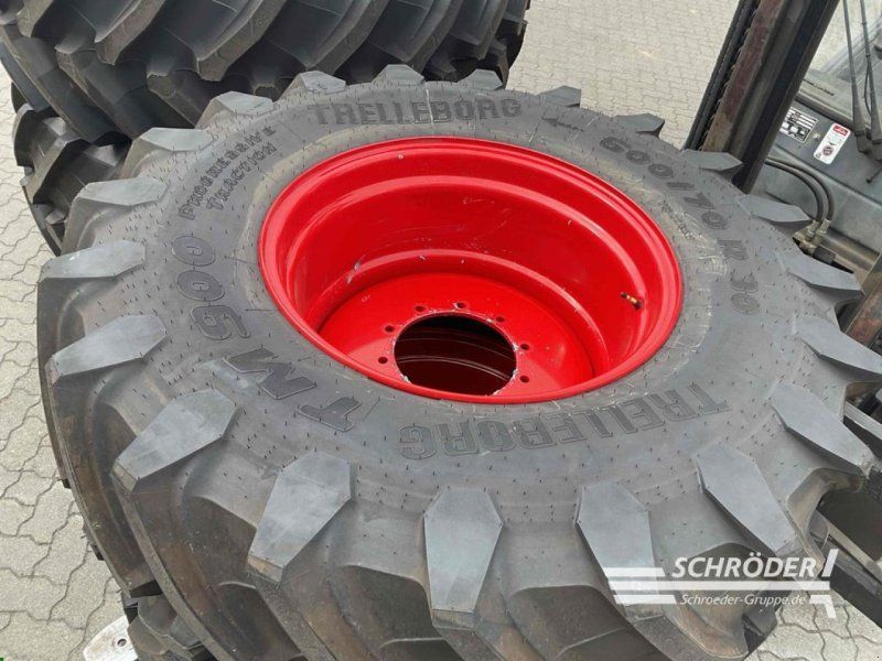Fendt 600/70 R30 + 710/70 R42 TRELLEBORG