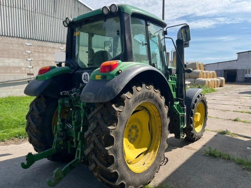 John Deere 6125M