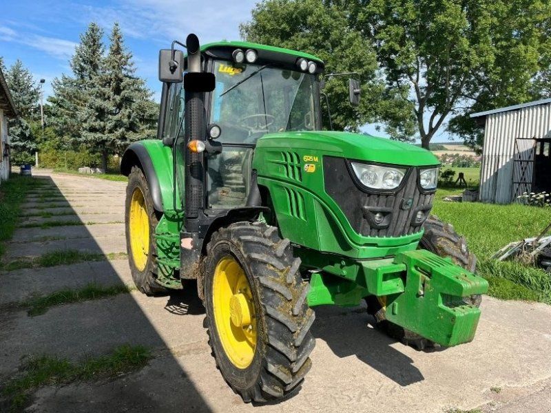 John Deere 6125M