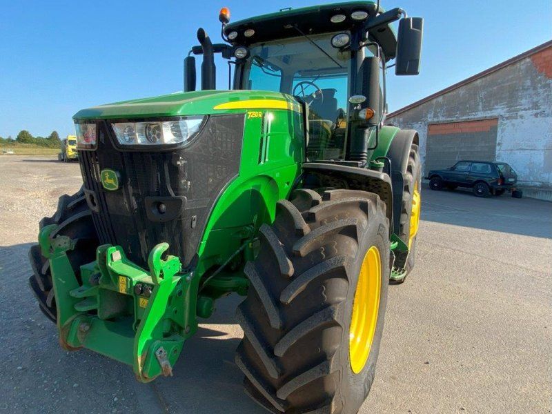 John Deere 7250R