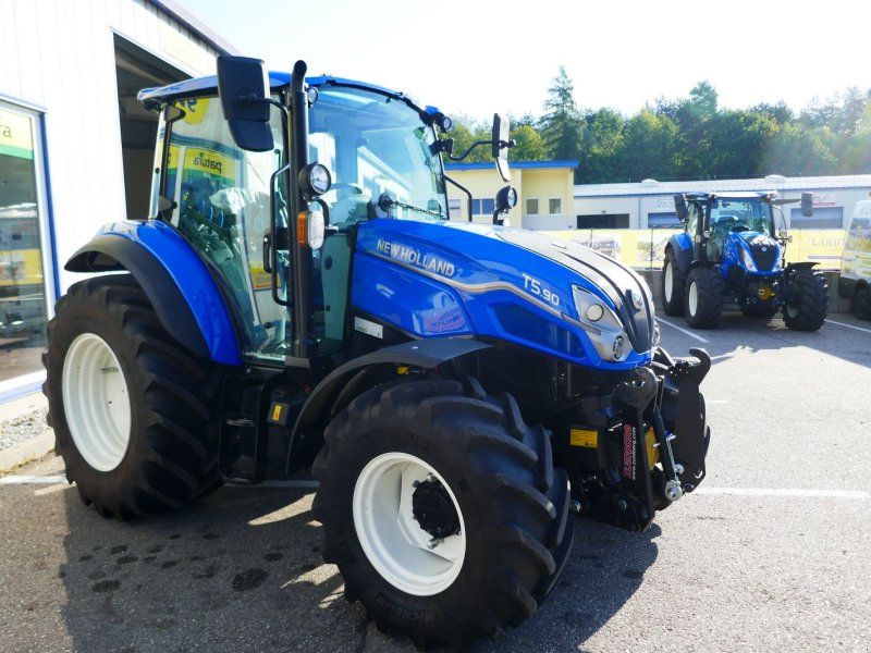 New Holland T5.90 Utility Dual Command