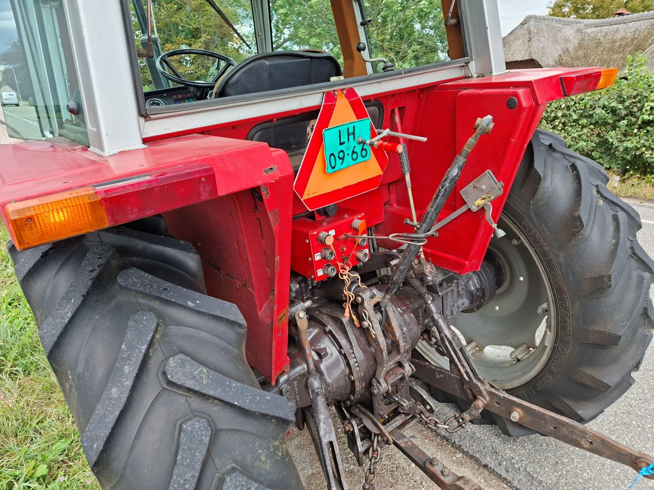 Massey Ferguson 675