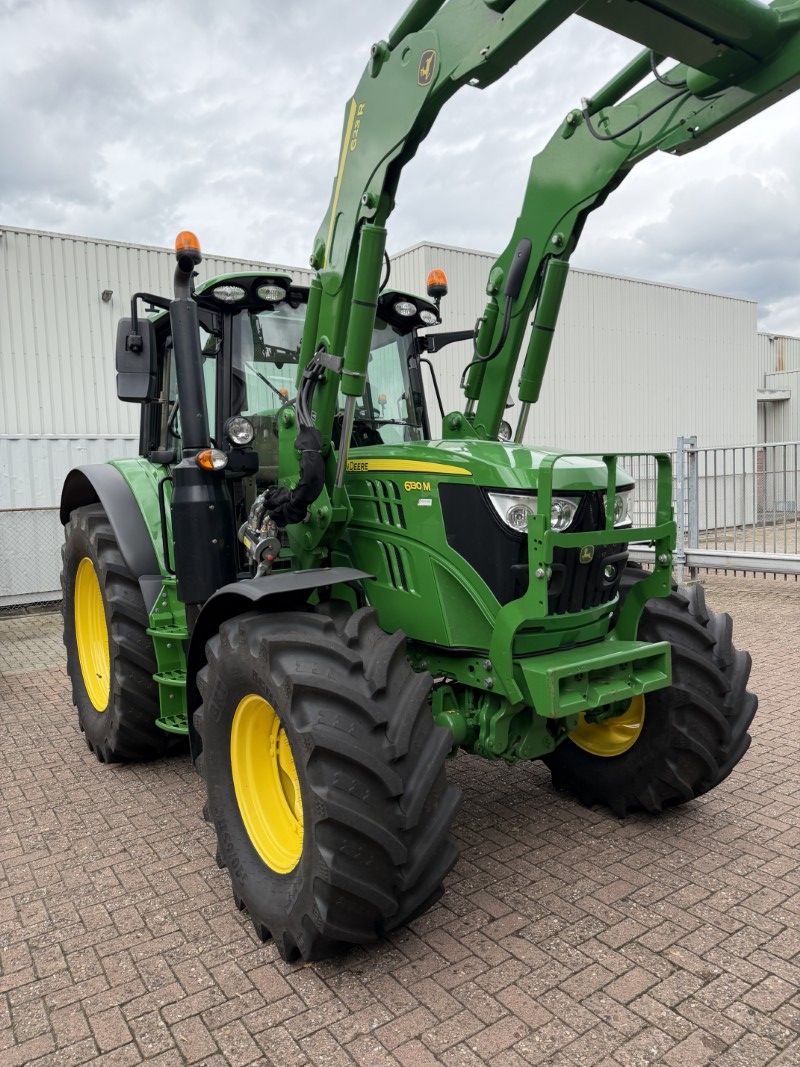 John Deere 6130M | 2380 uur | 623R voorlader