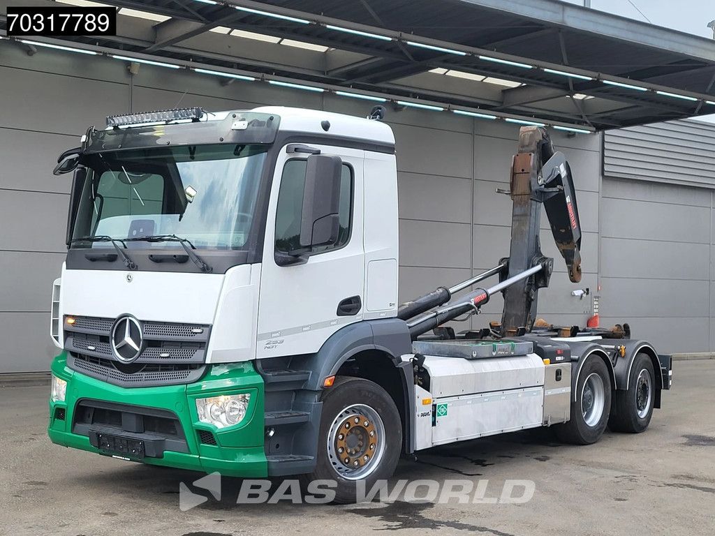 Mercedes Arocs 2530 NGT 6X2 CNG Engine! HIAB 21Z56 containersystem Lift+Steering axle Automatic Euro 6