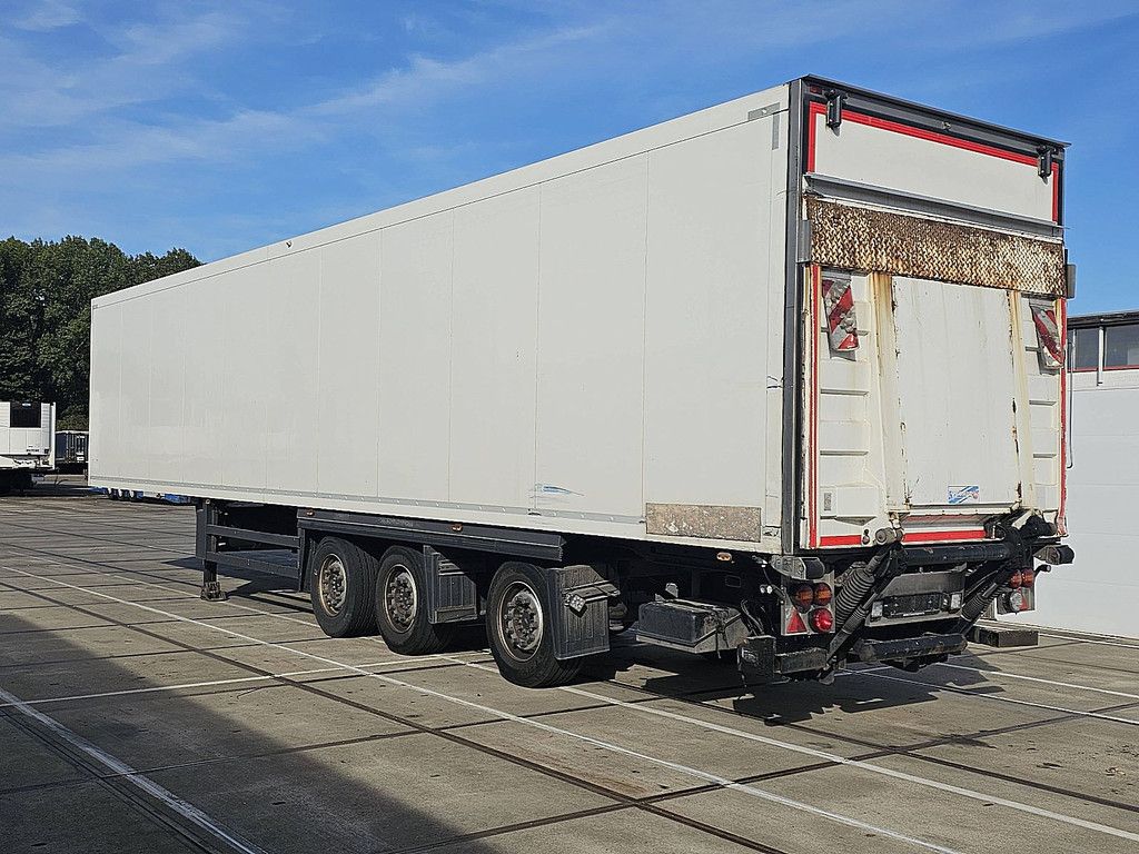 SCHMITZ SKO 24 TRI-TEMP