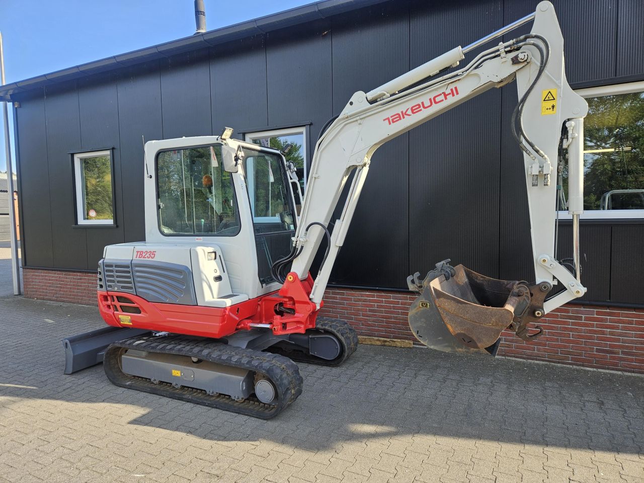 Takeuchi TB235 LSA