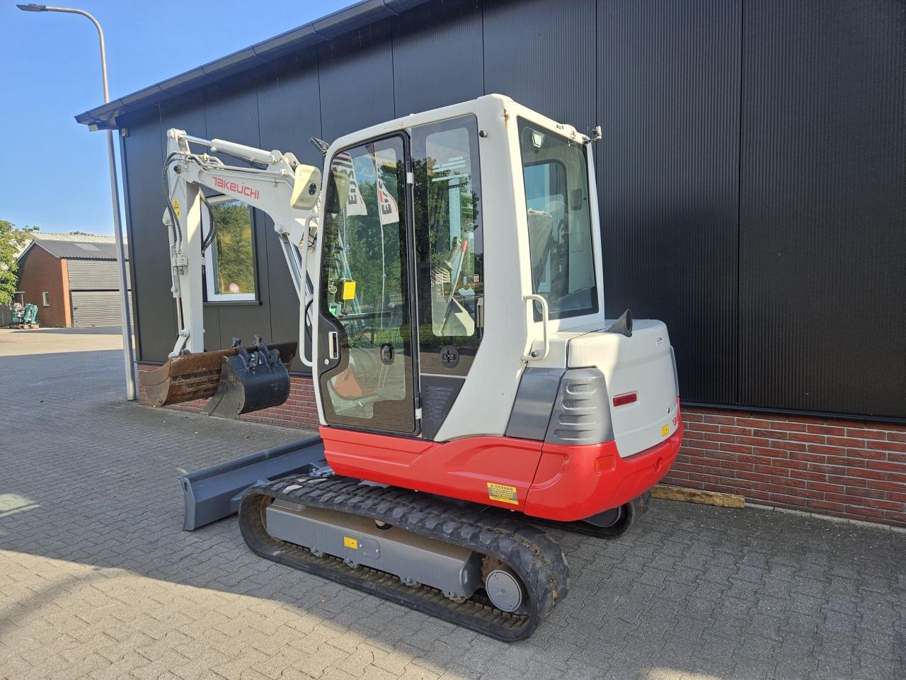 Takeuchi TB235 LSA