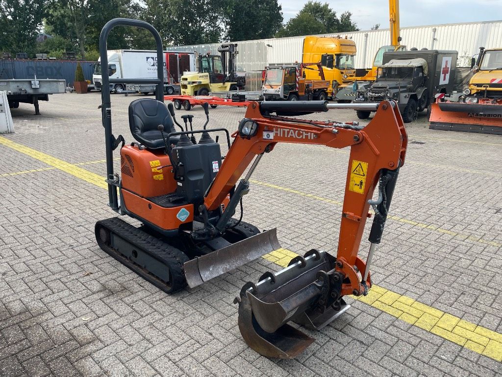 Hitachi ZX 10 U-6