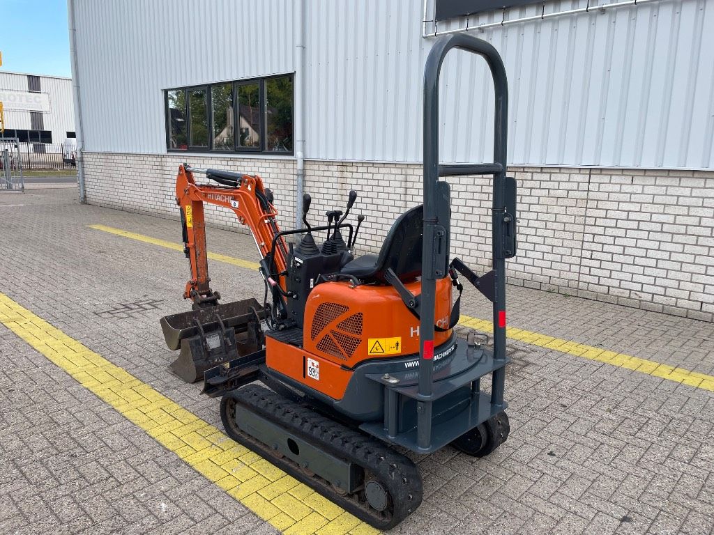 Hitachi ZX 10 U-6