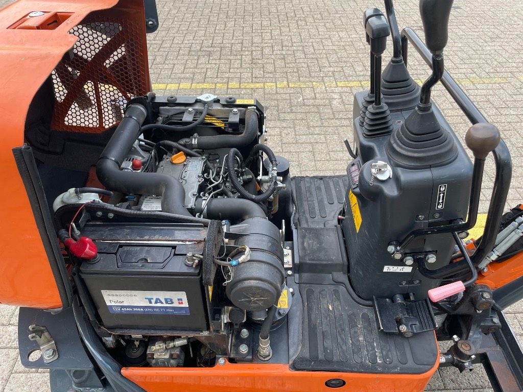 Hitachi ZX 10 U-6