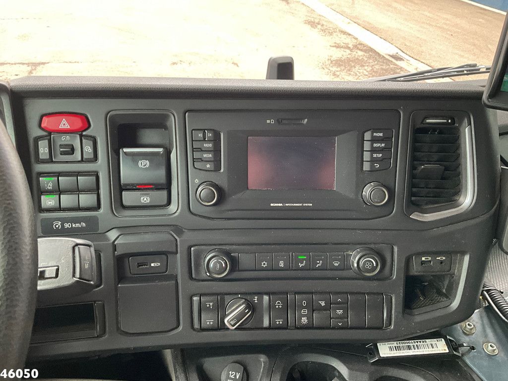 Scania P 320 Euro 6 Garbage truck 25m³ Just 115.738 km!