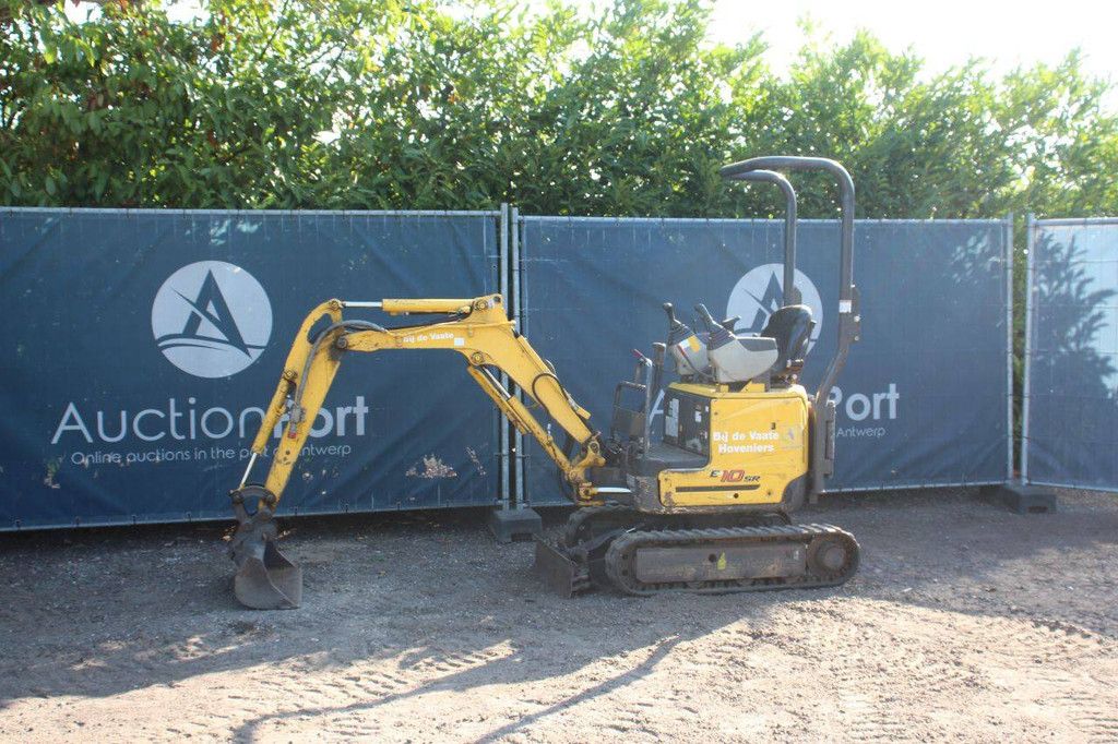 Minigraver New Holland E10SR Diesel 2013