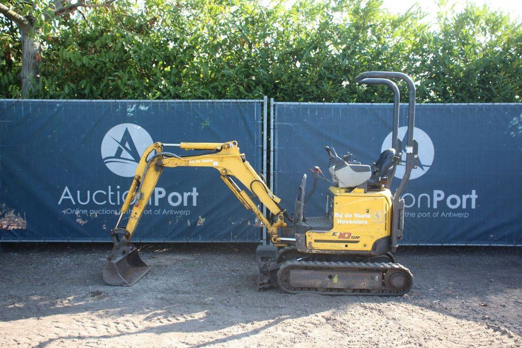 Minigraver New Holland E10SR Diesel 2013