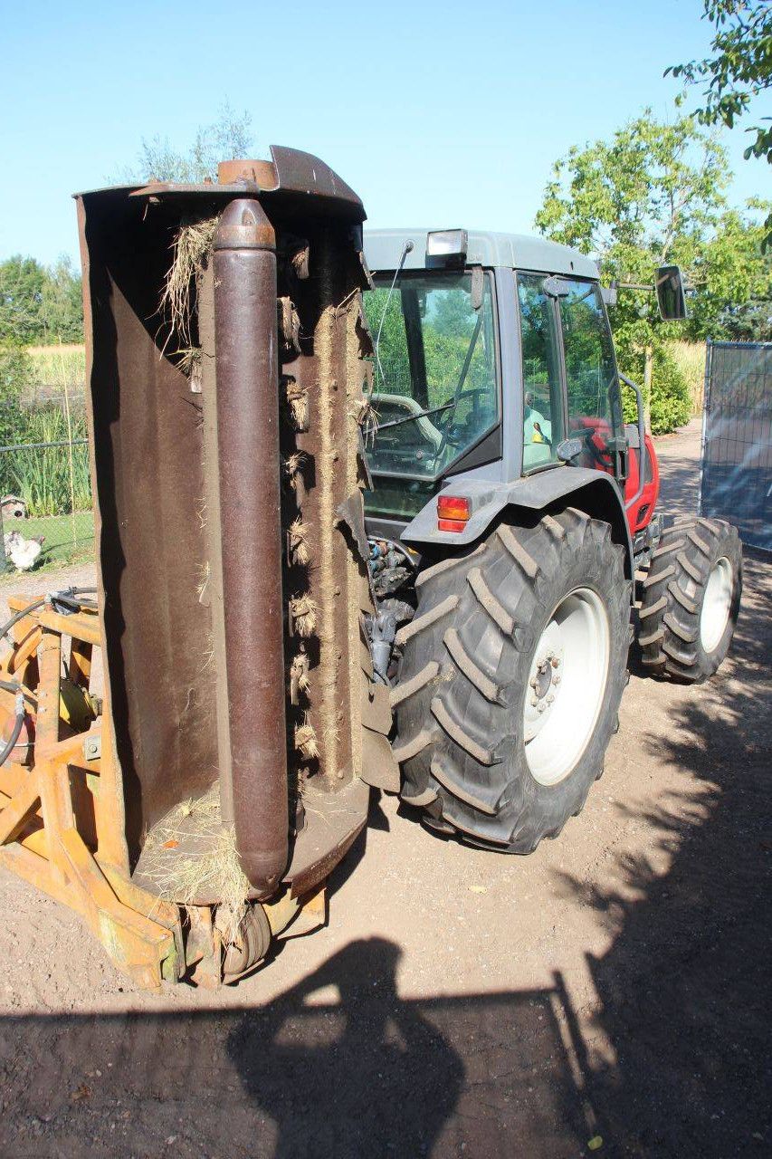 Traktor Valpadana Victor 75 75 PS Diesel 2002 mit Schlegelmäher (Margin)