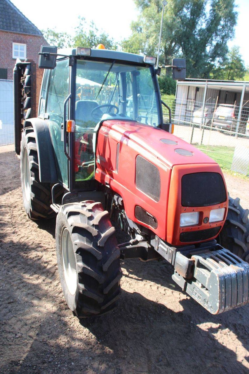 Traktor Valpadana Victor 75 75 PS Diesel 2002 mit Schlegelmäher (Margin)