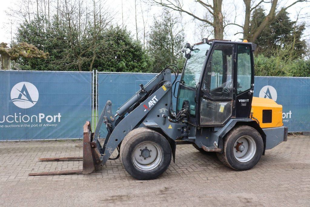 Wiellader Giant V881T Diesel 2012