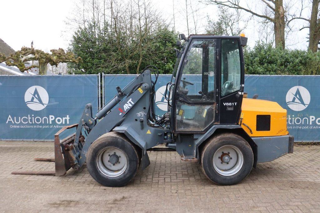 Wiellader Giant V881T Diesel 2012