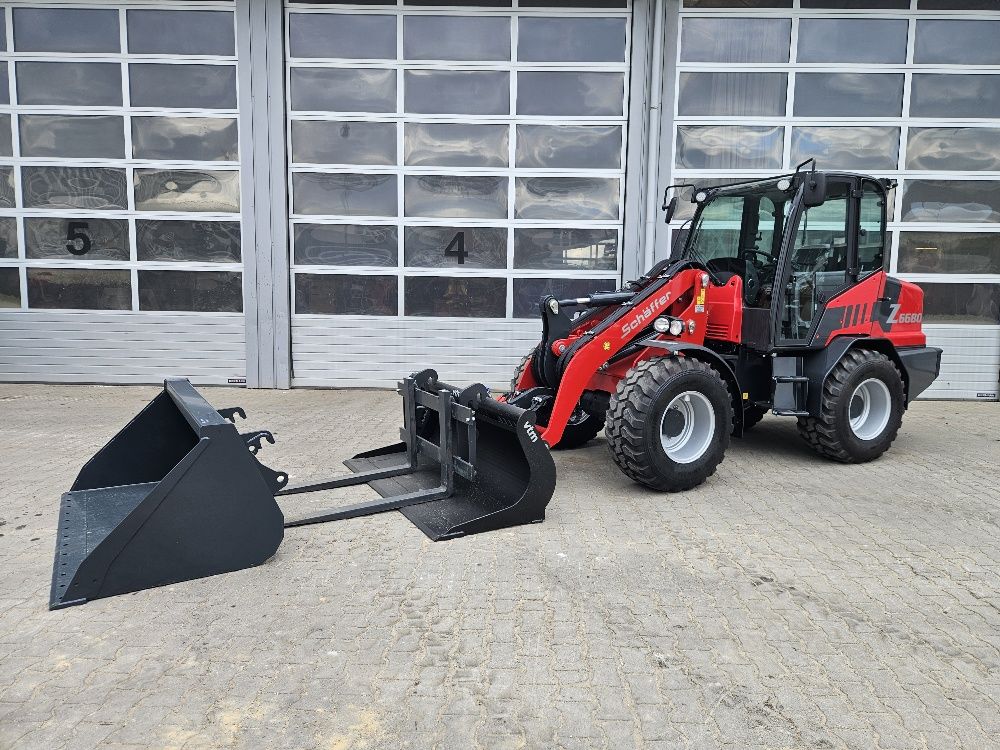 Schäffer 6680Z-3 wiellader
