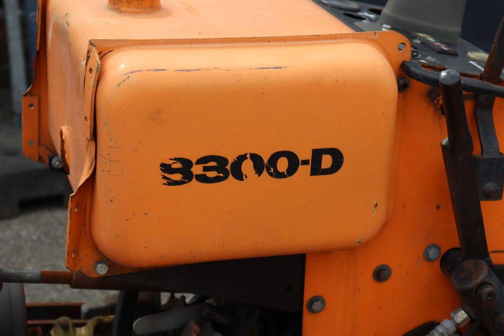 Veegmachine Agria 8300-D Diesel 27pk