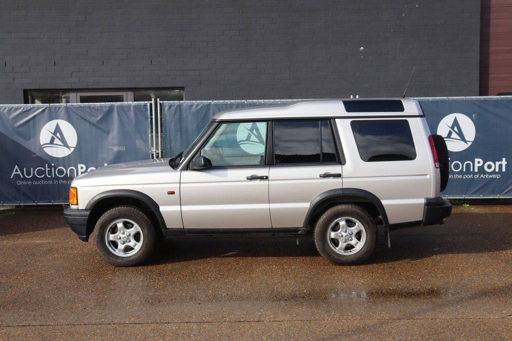 SUV Land Rover Discovery V8 Benzine 185pk 1999 (Marge)