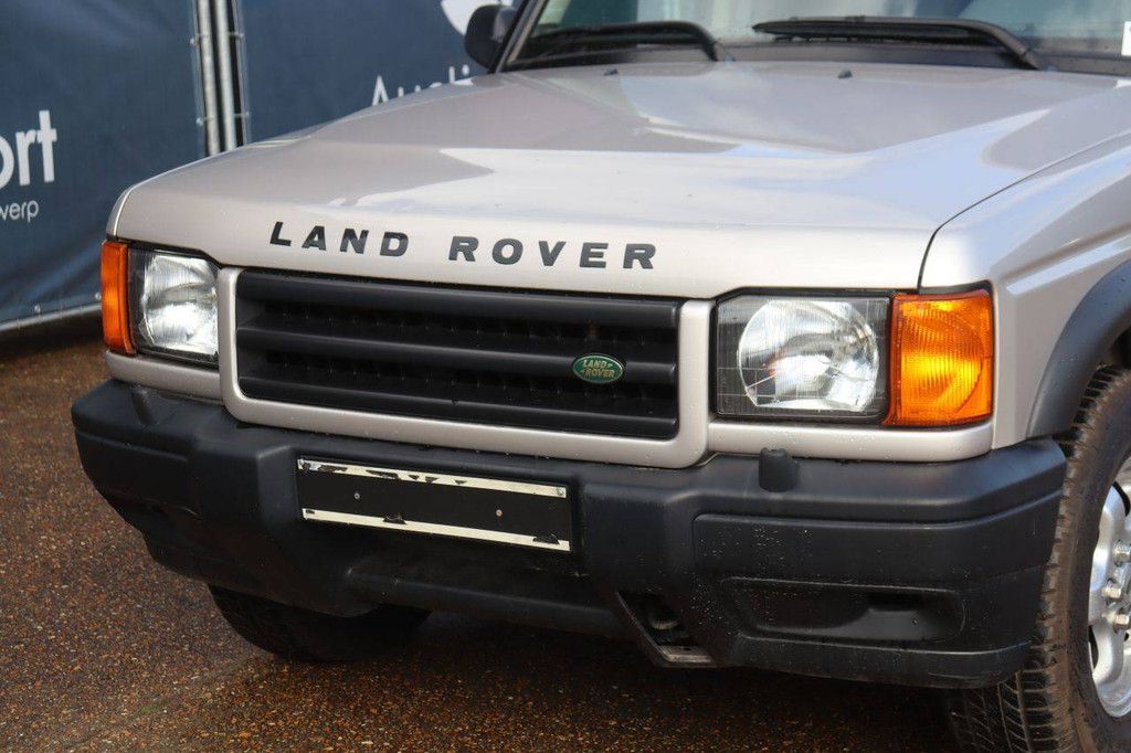 SUV Land Rover Discovery V8 Benzine 185pk 1999 (Marge)