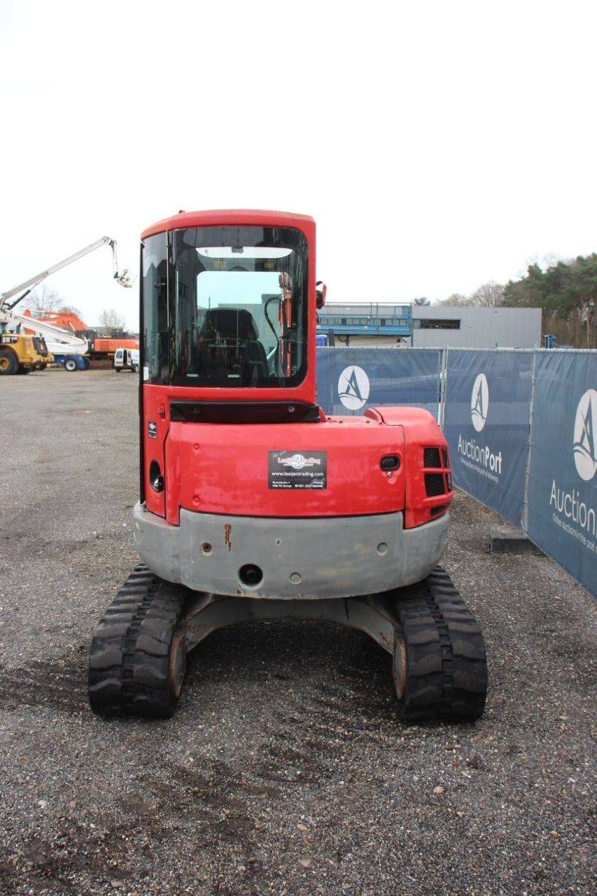 Rupsgraafmachine New Holland E 50.2 C Diesel 2011