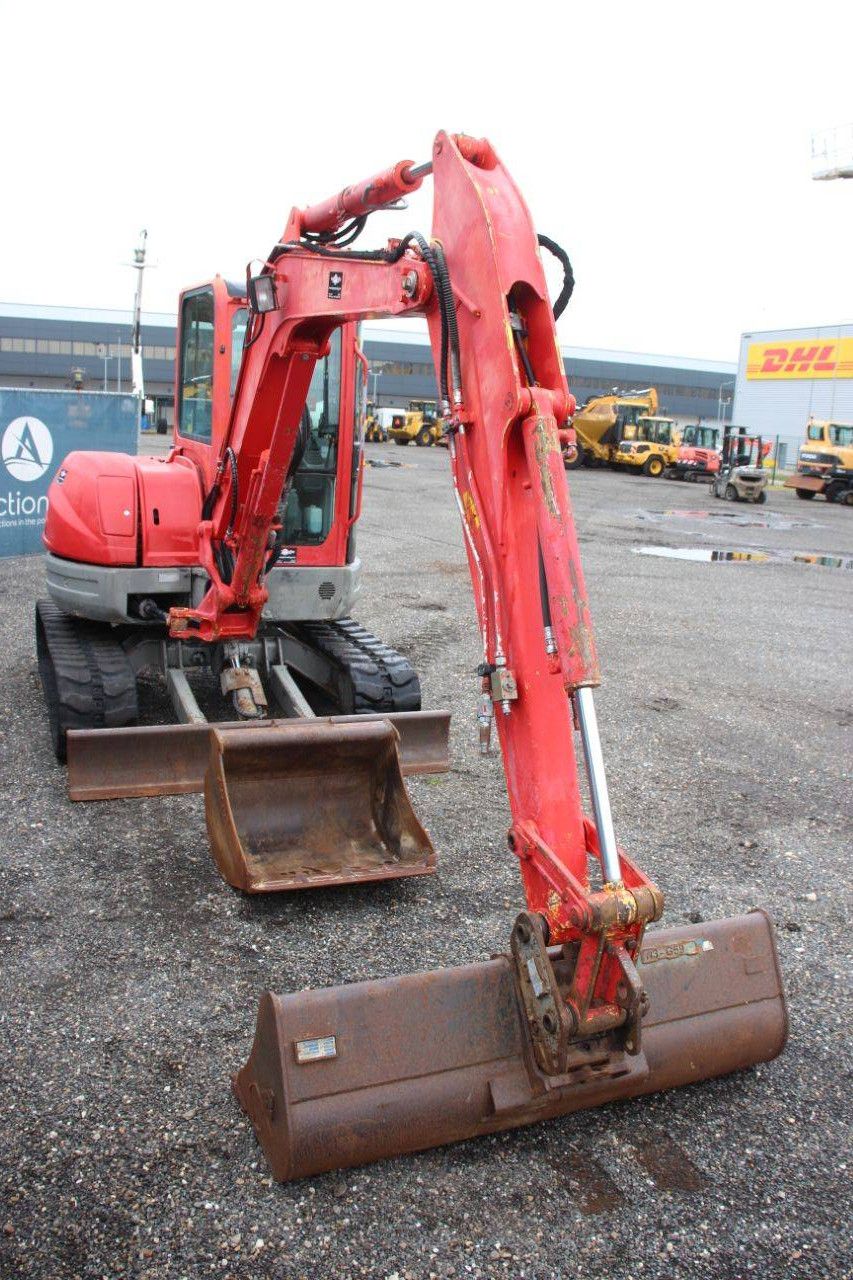 Rupsgraafmachine New Holland E 50.2 C Diesel 2011