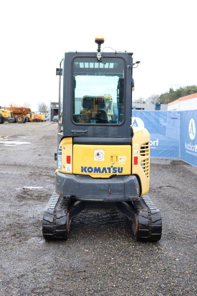 Minigraver Komatsu PC26MR-3 Diesel