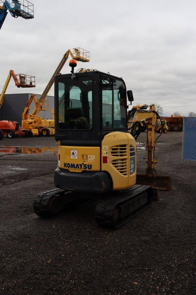 Minigraver Komatsu PC26MR-3 Diesel