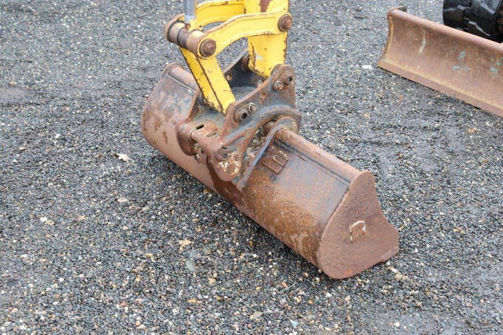 Minigraver Komatsu PC26MR-3 Diesel