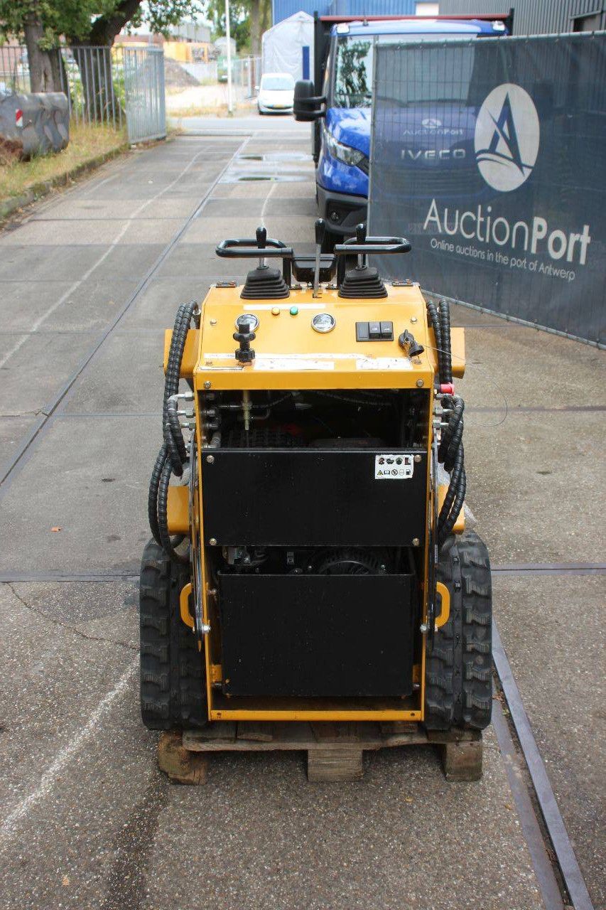 Kompaktlader T360 Benzin 2025
