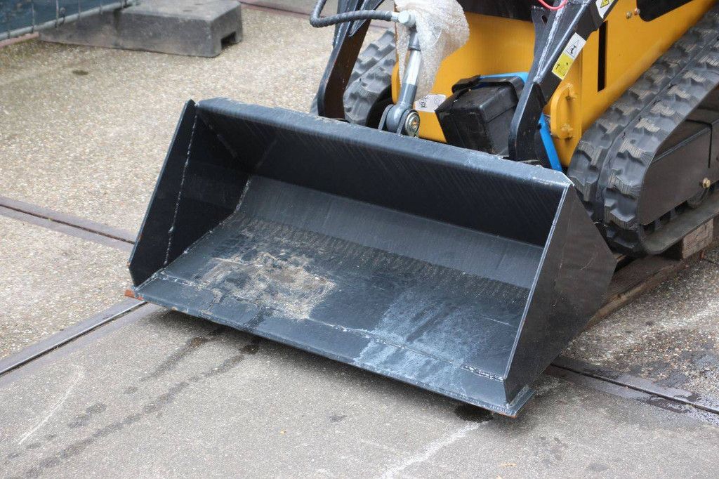 Kompaktlader T360 Benzin 2025
