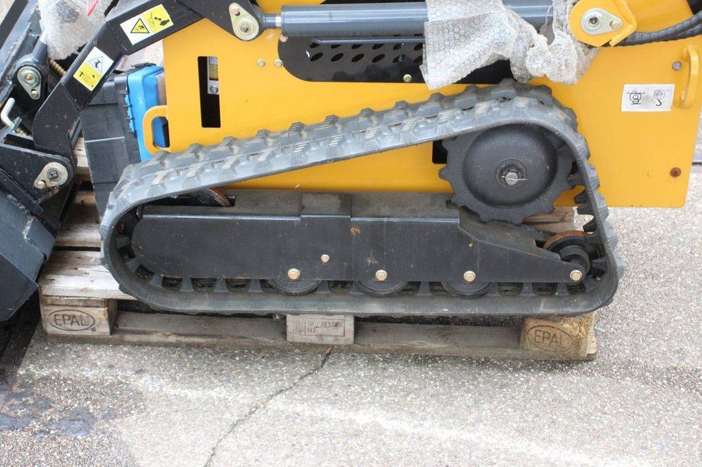 Kompaktlader T360 Benzin 2025