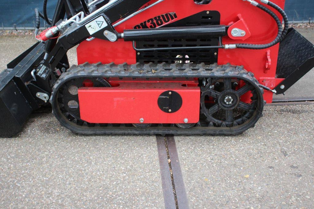 Kompaktlader AP Kompaktraupenlader (SK380, CV380H, CK360L, CK3810) Diesel
