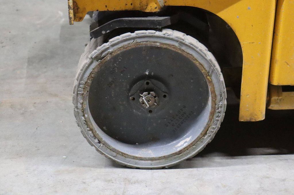 Scherenarbeitsbühne Haulotte Compact 10 Electric 10,15 m 2012