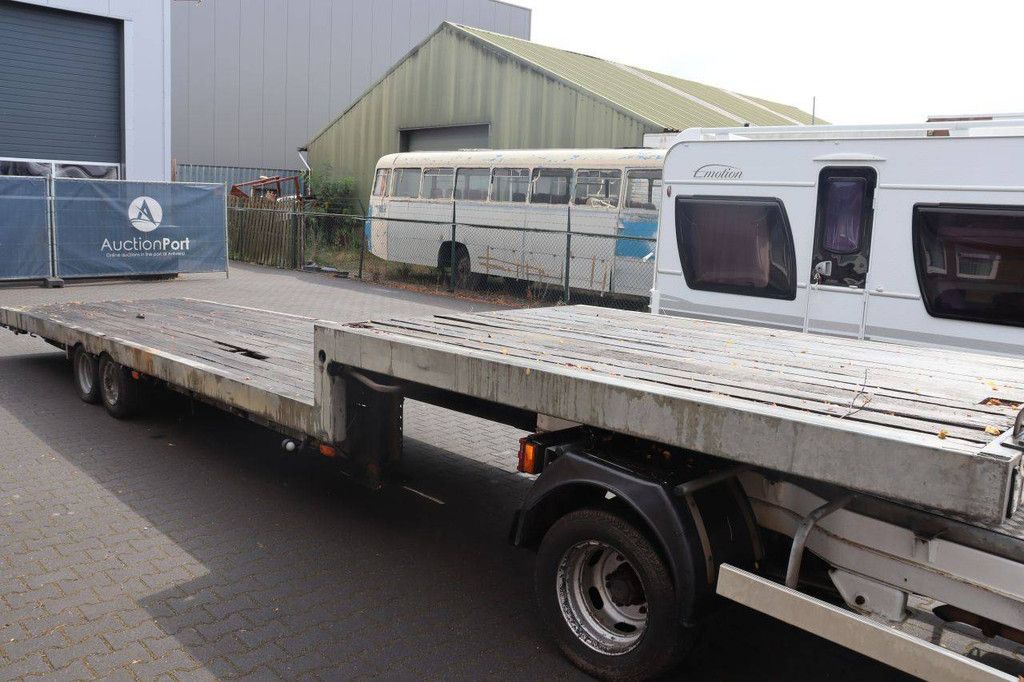 Flatbed Semi-trailer Veldhuizen P 27-2 1999