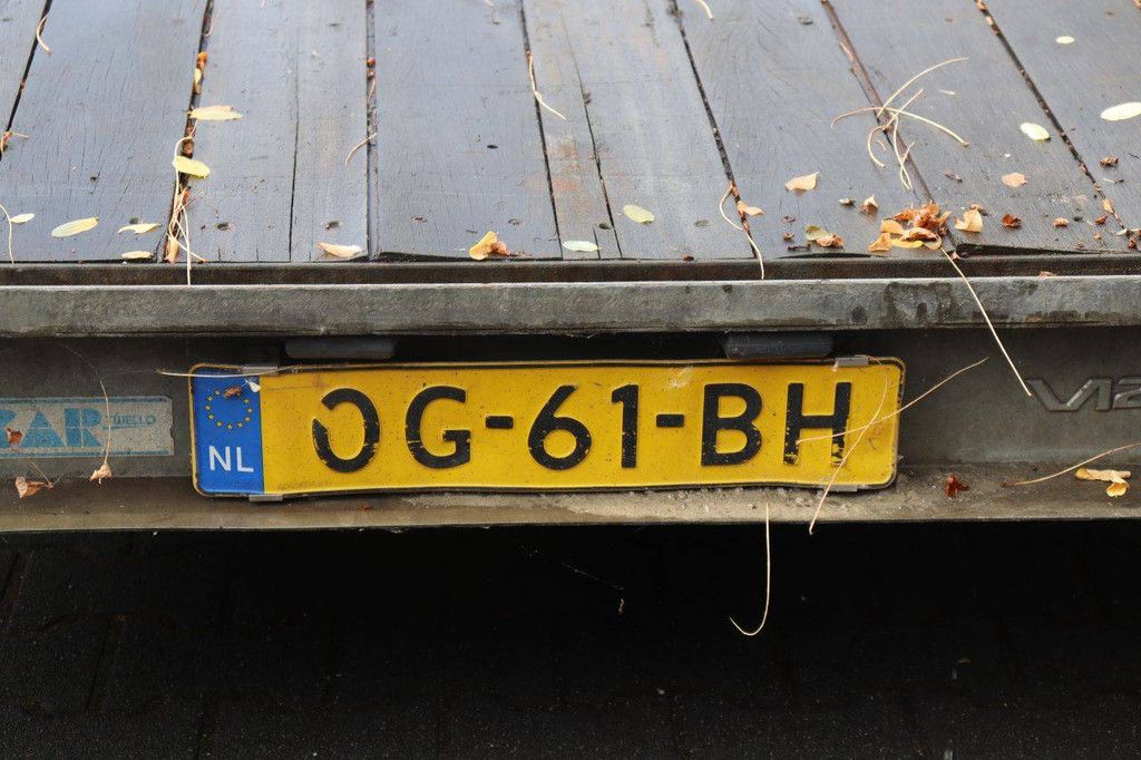 Flatbed Semi-trailer Veldhuizen P 27-2 1999
