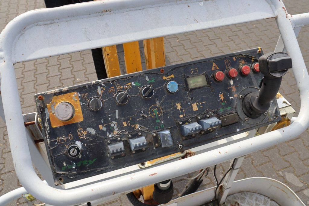 Niftylift HR 15 NDE Gelenkteleskoparbeitsbühne, elektrisch + dieselbetrieben, 15,50 m, Baujahr 2005