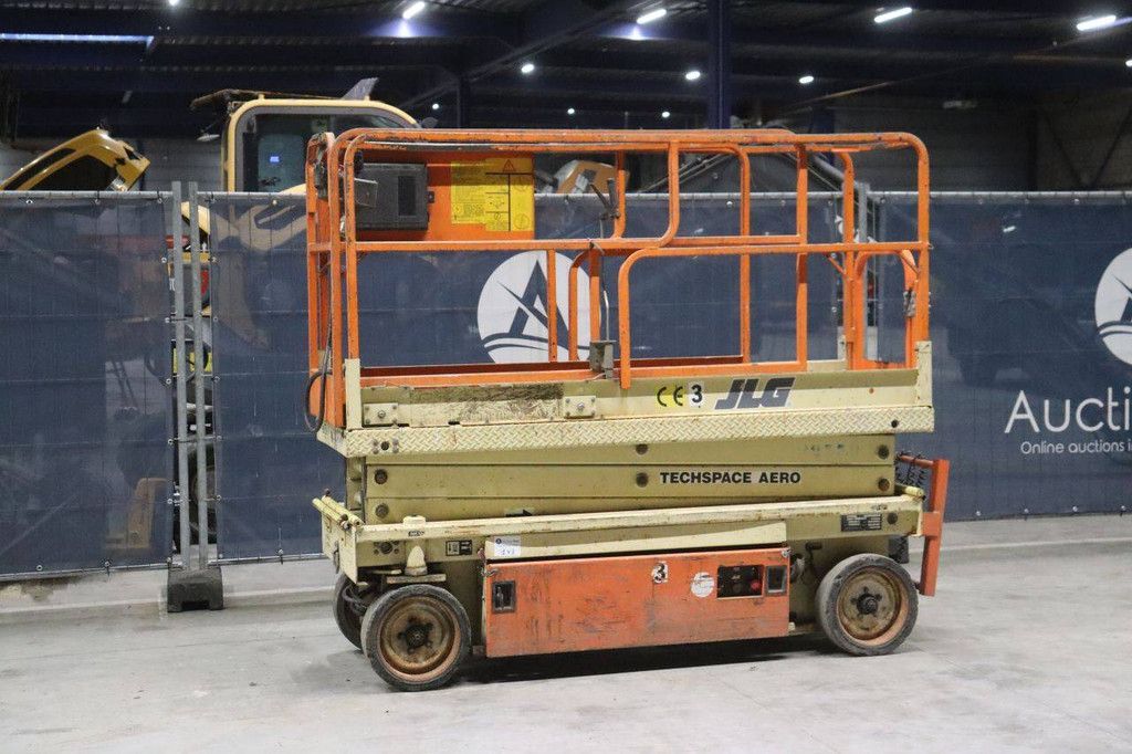 Schaarlift JLG 2033 - E Elektrisch 8.10m 1997