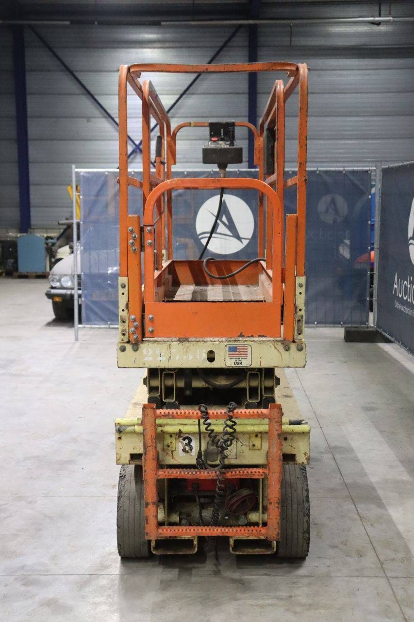 Schaarlift JLG 2033 - E Elektrisch 8.10m 1997