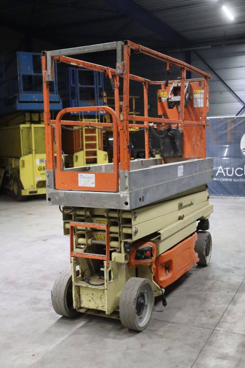 Schaarlift JLG 2030ES Elektrisch 8.10m 2007