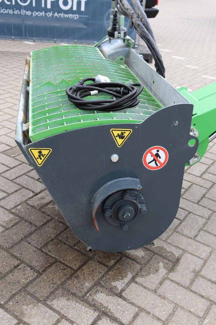 Hydraulische betonmixerbak Uemme Condor 200SL 2024 geschikt voor Avant machines