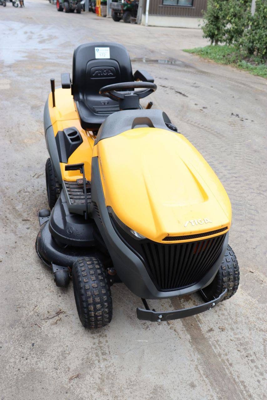 Zitmaaier Stiga TNSE 122 Hydro Benzine 13.4kW 2021