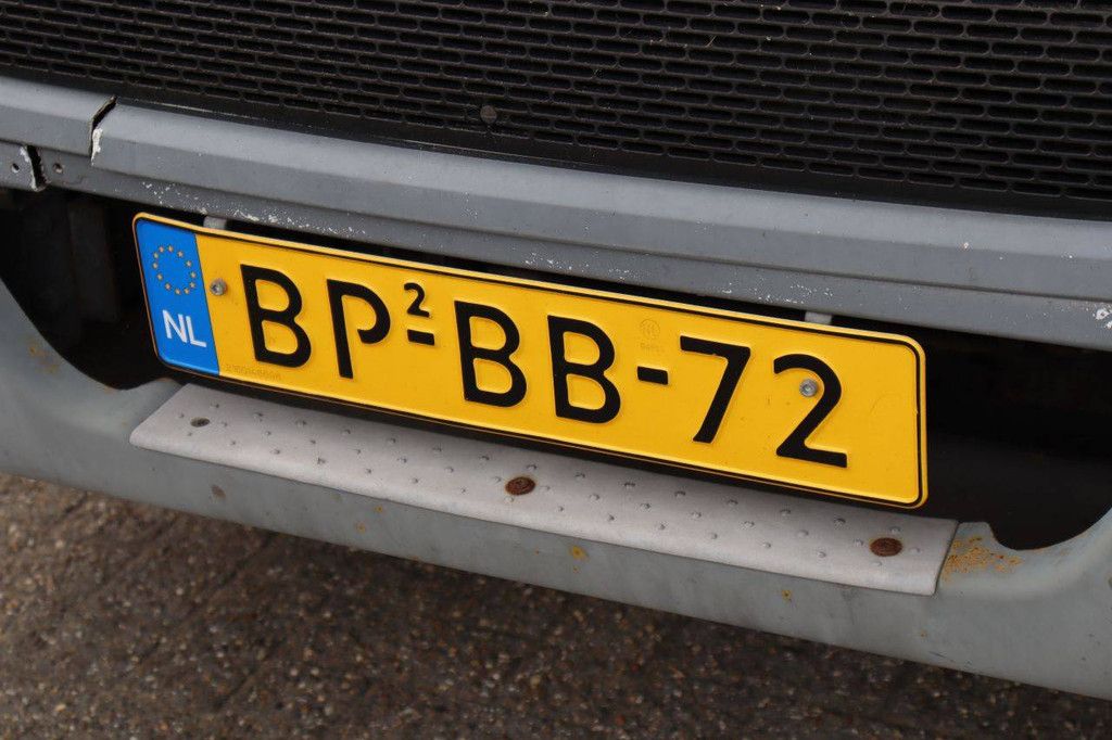 Box truck Truck DAF AE55CF Diesel 251hp 2003