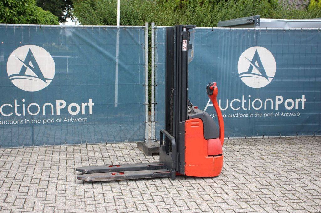 Linde L12 Electric Stacker 1200kg 4.2m 2008