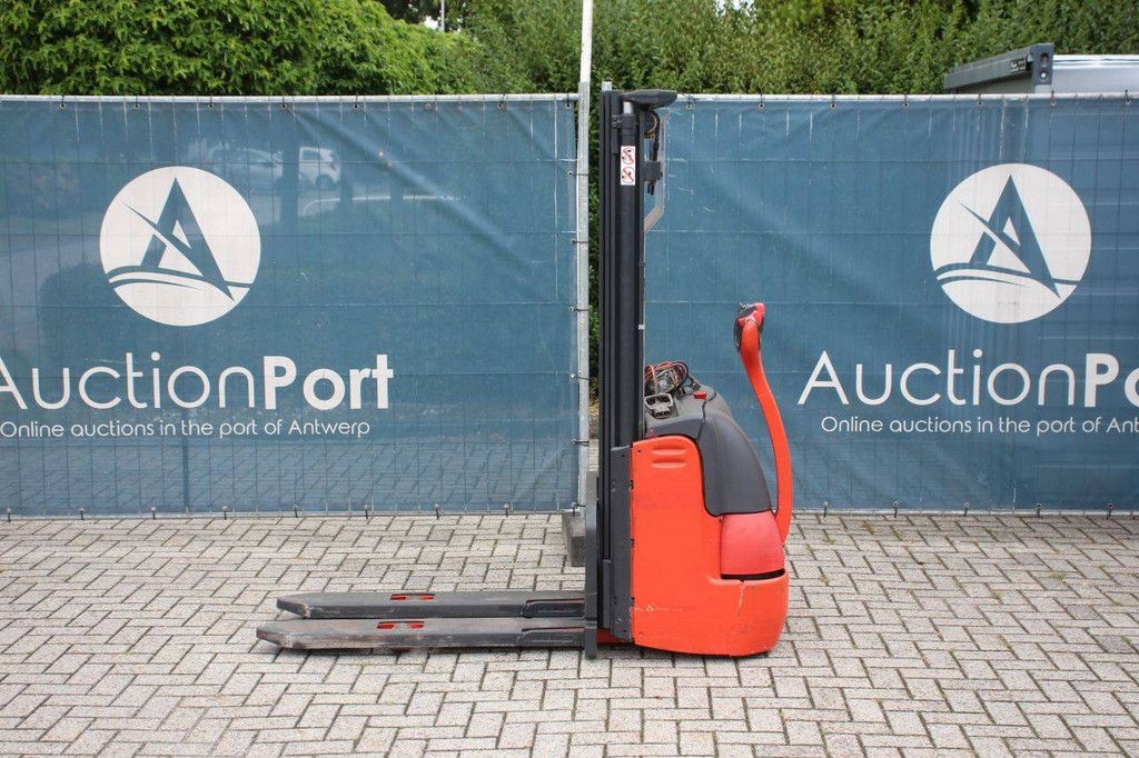 Linde L12 Electric Stacker 1200kg 4.2m 2008