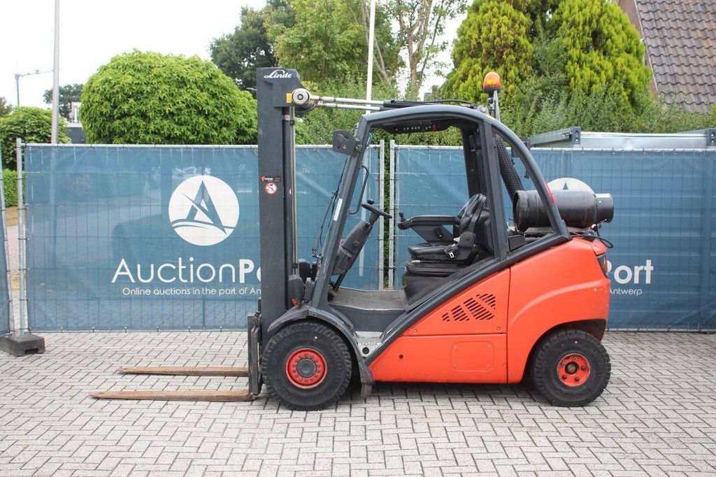 Heftruck Linde H30T LPG 3000kg 7.0m 2007