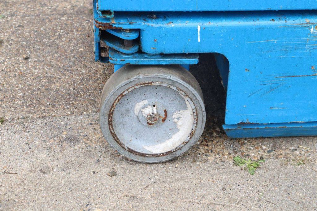 Genie GRC-12 Elektrischer Mastlift 5,7 m 2017