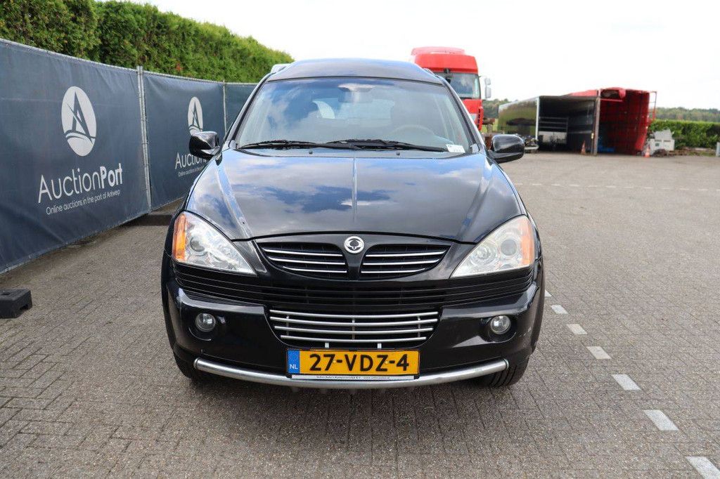 SUV SsangYong Kyron M200 2WD AUT. HR Diesel 142hp 2007 (Margin)
